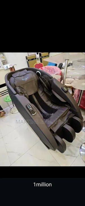 Massage Chair / Recliner / Relaxation Chiar