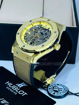 Automatic Hublot Rubber Wristwatch