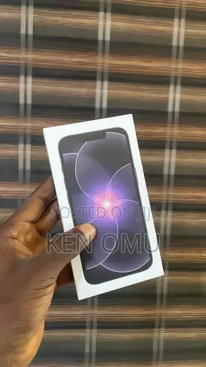 New Apple iPhone 17e 256 GB Black
