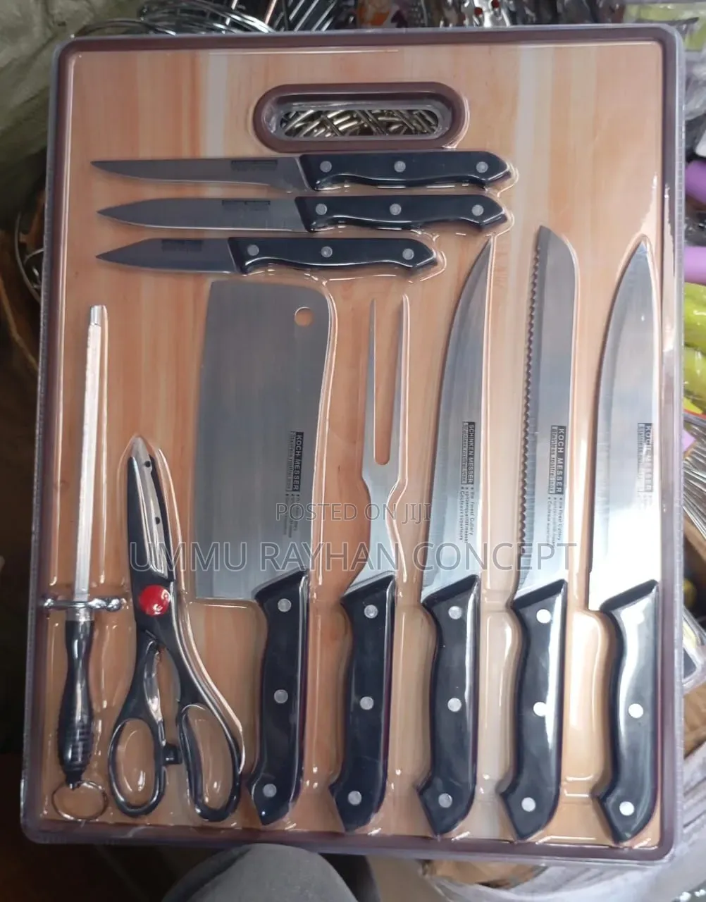 Knife Set With Chopping Board.R
