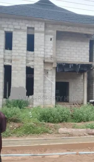 4bdrm Duplex in Clinical Estate, Asokoro for sale