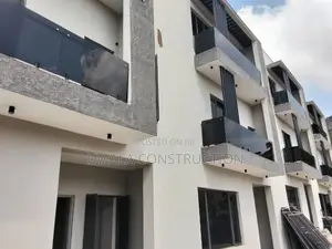 4bdrm Townhouse/Terrace in Dawaki for sale