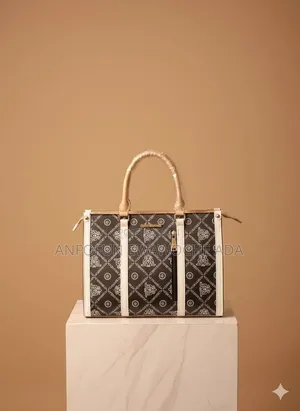 Premium Caramelo Leather Fashion Bag