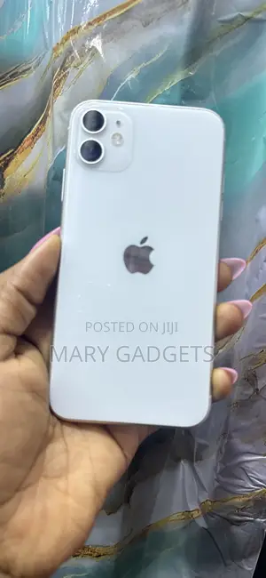 Apple iPhone 11 128 GB White