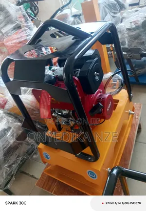 Revisable Plate Compactor Machine C-160