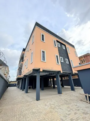 3bdrm Apartment in Gbagada Lagos for sale