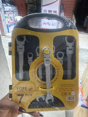Flexible Ratchet Wrench Set / Combination Spanner Set.