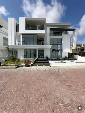 5bdrm Duplex in Lekki for sale