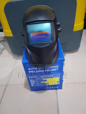 Auto Dark Helmet