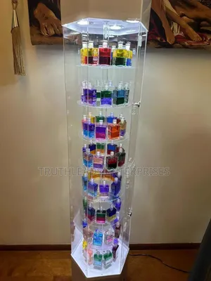 High Quality Imported Turning Showcase Stand