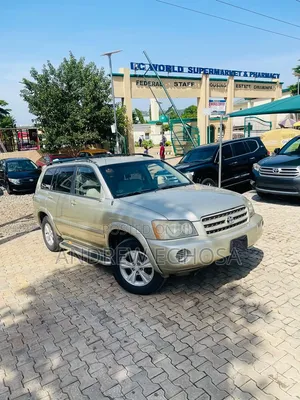 Toyota Highlander 2003 Gold