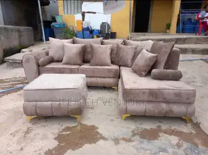 Luxury L Shape With Table and Trow Pillows