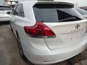 Toyota Venza XLE 2013 White