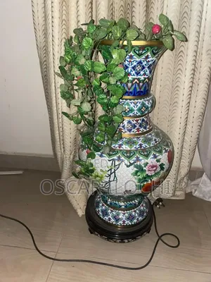 2 Vintage Chinese Vase