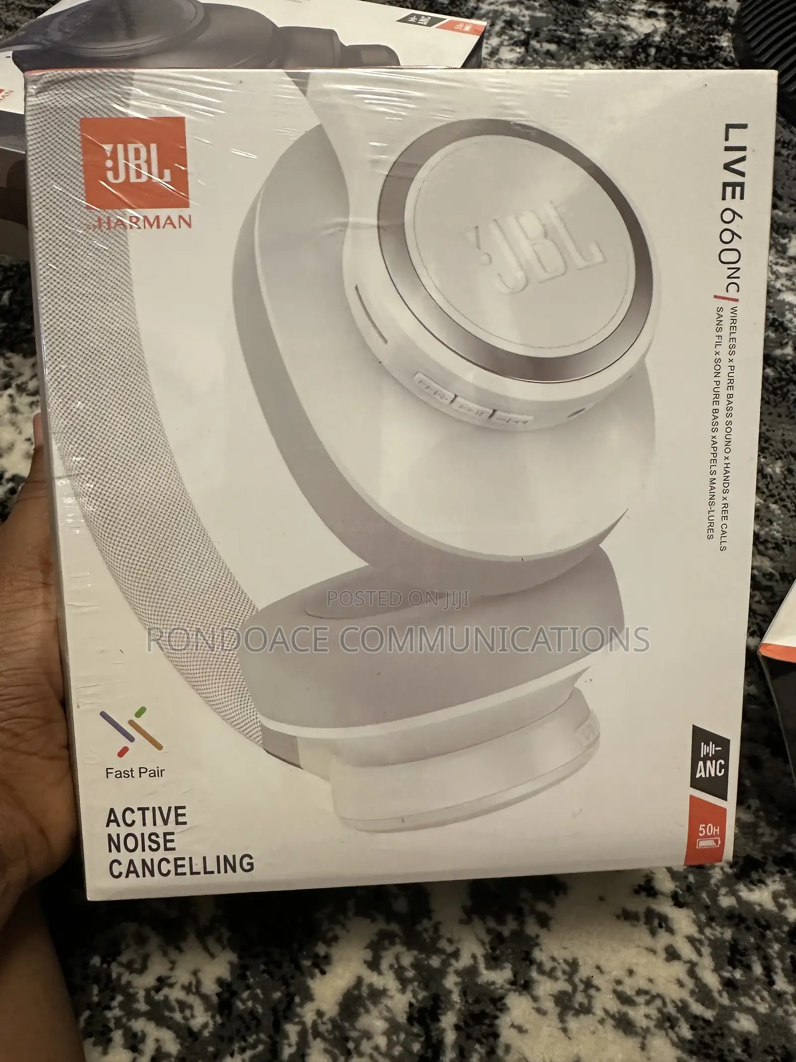 JBL Live 660nc