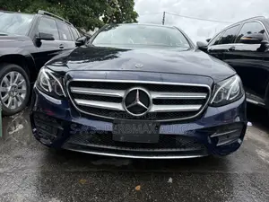 Mercedes-Benz E300 4Matic AWD Sedan (2.0L 4cyl 9A) 2017 Blue