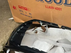 Empty Front Bumper for Toyota Avalon 2018