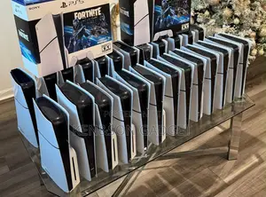 Uk Used Ps5 Slim With 2 Pad and 12 Games Inside