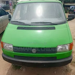 Volkswagen Transporter 2004 Green