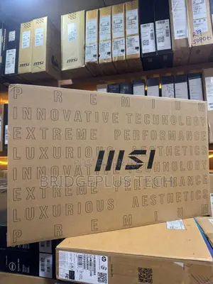 New Laptop MSI Vector 16 HX AI A2XWIG 16GB AMD Ryzen 9 SSD 1T