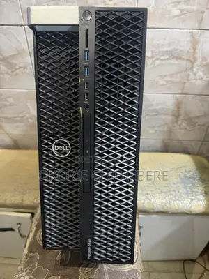Desktop Computer Dell Precision 5820 64GB Intel Core i9 SSD 512GB