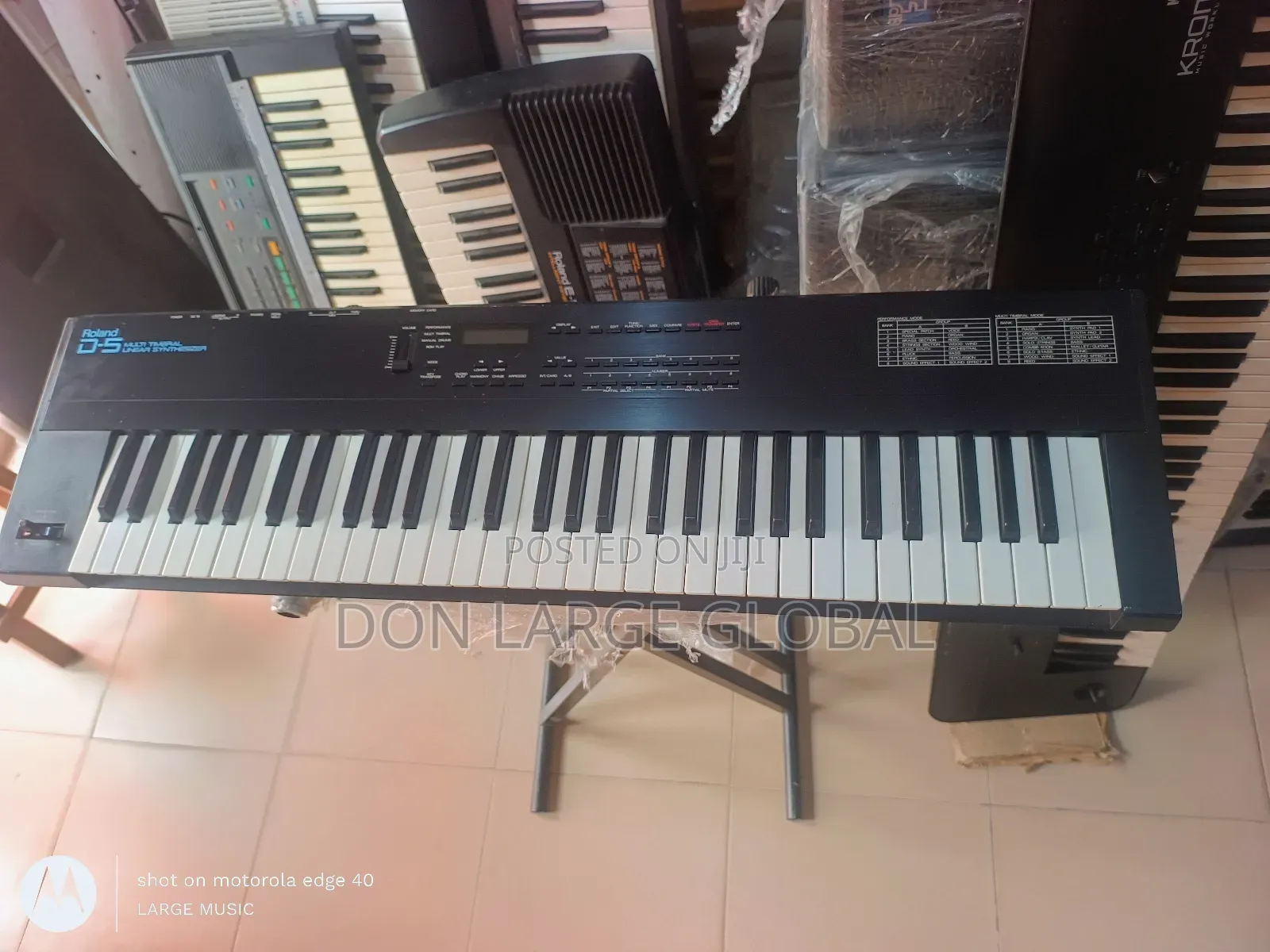 Roland D-5 Synth