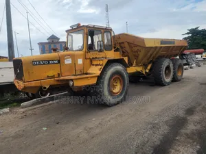 Volvo Bm 861 Dumper 2000 Yellow