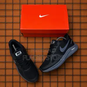 Original Nike Zoomx Lightweight Runner Sneakers