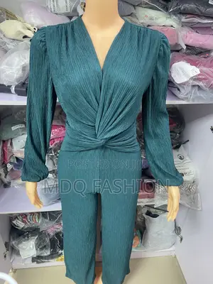 Elegant Women's Front-Twist Plisse Jumpsuit