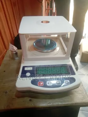 Analytical Balance Scale