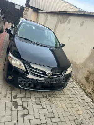 Toyota Corolla LE 4dr Sedan (1.8L 4cyl 4A) 2012 Black