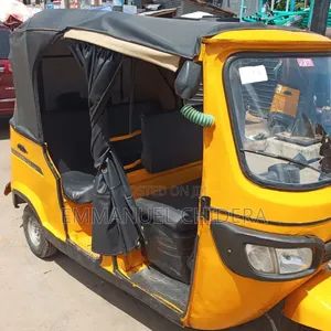 TVS King Cargo 2024 Yellow