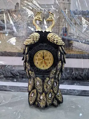 Decorations Clock Stand Peacock Besign