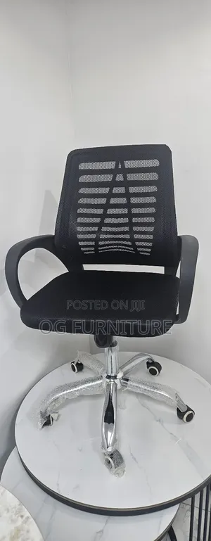 A Unique Simple Office Chair With Arm Avaliable as Seen