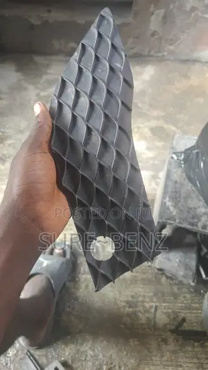High Quality Mercedes Benz Bumper Side Net Gle 2016 Model Available
