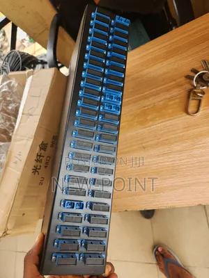 96port Sc/Upc Fiber Optic Patch Panel – Rack Mount Odf Distribution