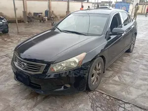 Honda Accord 2010 Black