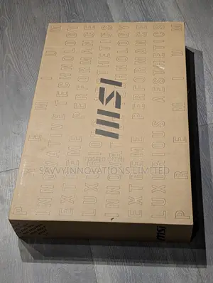 New Laptop MSI Vector 16 HX AI A2XWIG 16GB AMD Ryzen 9 SSD 1T