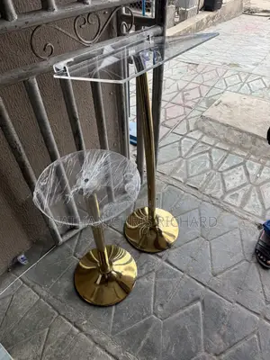 Single Gold Pulpit Acrylic