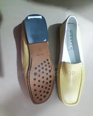 Boy's and Girls Dress Shoes = Size 37/38
