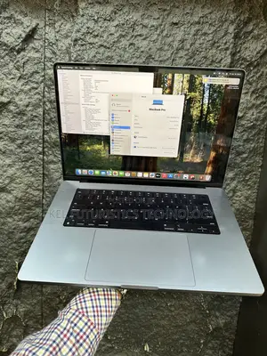 Laptop Apple MacBook Pro 2023 M2 Max 32GB Apple M2 SSD 2T