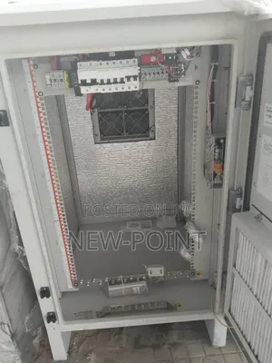 Outdoor Telecom Cabinet / Fiber Optic Network Cabinet–Weatherproof