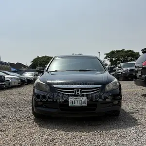 Honda Accord 2011 Black