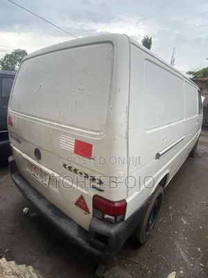 Volkswagen Transporter 1982 White