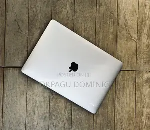 Laptop Apple MacBook Pro 2020 16GB Intel Core i5 SSHD+SSD 512GB
