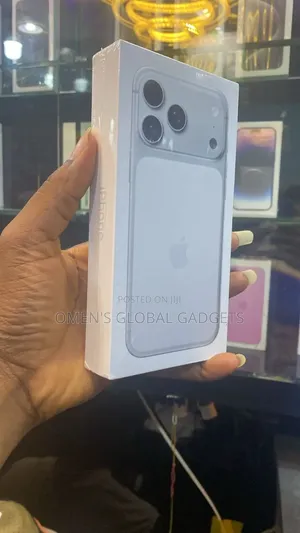 New Apple iPhone 17 Pro Max 256 GB Silver