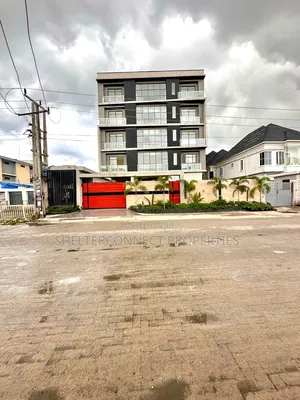 1bdrm Apartment in Lekki Expressway for sale