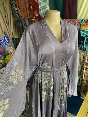 Dubai Abaya