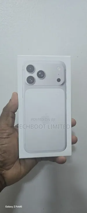 Apple iPhone 17 Pro Max 256 GB Silver