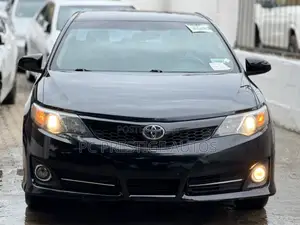 Toyota Camry SE 4dr Sedan (2.5L 4cyl 6A) 2012 Black